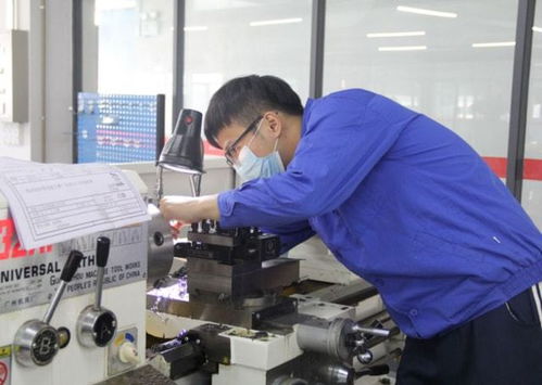 民辦本科與公辦專科 計(jì)算機(jī)及辦公設(shè)備維修專業(yè)的選擇與差距